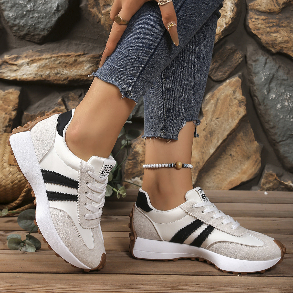 MARY JANE STYLE SNEAKERS