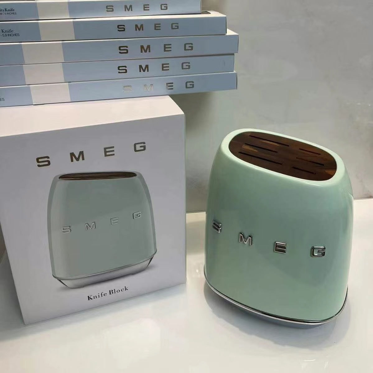 SMEG INSPIRED KNIFE BLOCK SET