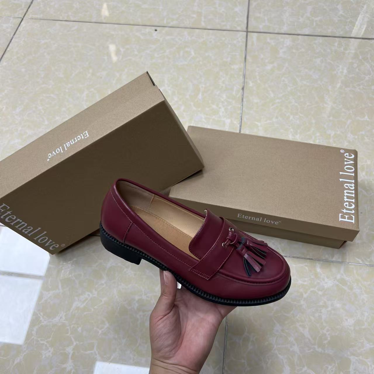 RETRO SLIP-ON LOAFERS